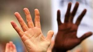 L'omicidio di George Floyd non � diverso dalla morte di tanti migranti in Italia <br><font size=-1>L'appello dei consiglieri: �� ora di dire basta a decreti sicurezza e cittadini invisibili�</font>